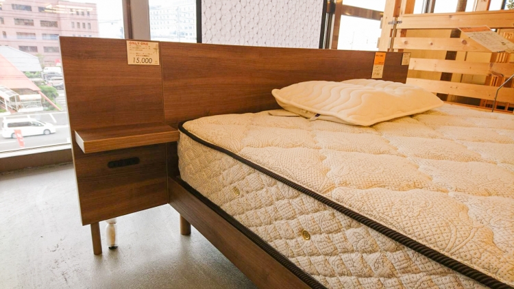 ホテルライクなお値打ちベッドフレーム【日本ベッド】