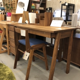 杉工場　KUKKAデスク