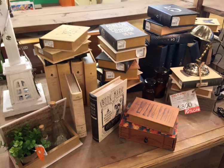 新規アイテムが続々入荷