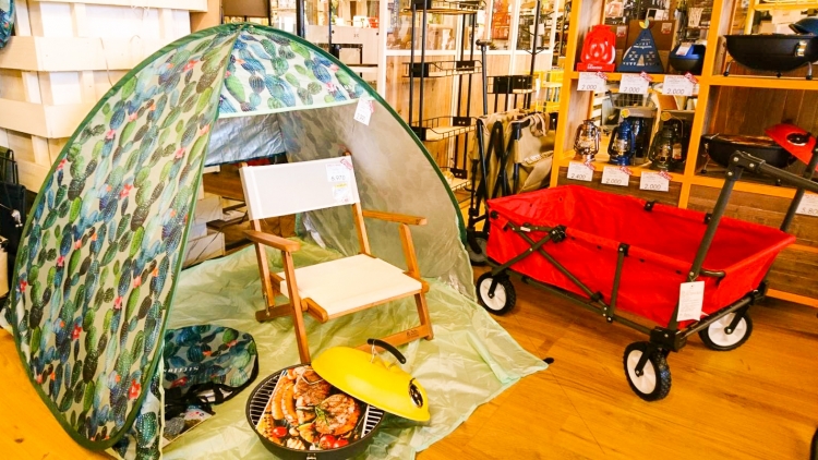 アウトドアグッズ、ぞくぞく入荷中！