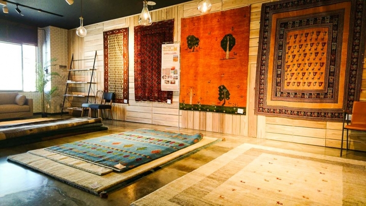 2/8（土）与次郎店にて【ギャッベ&トライバルラグ展】スタート！