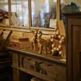 【与次郎店の店内を撮影しました♪】