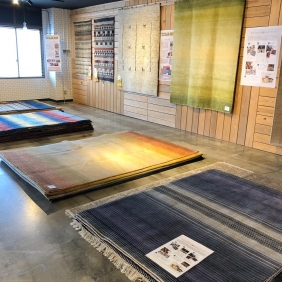 ハグみじゅうたんサンプル品＆オンリーワン直輸入ギャッベ特売会