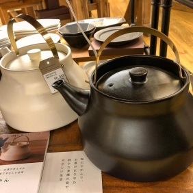 かもしか道具店【陶のやかん】